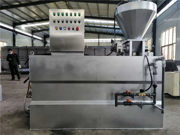 水处理加药装置